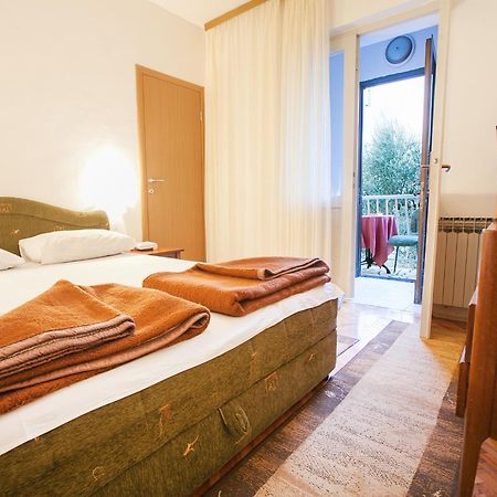 סבטי סטפן Mali Milocer Bay Accommodation חדר תמונה